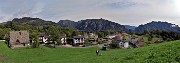 67 Rientriamo per prati a Reggetto con bella vista panoramica